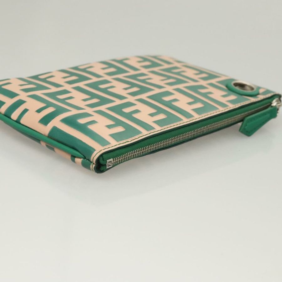 【日本直送】FENDI Zucca帆布三層手拿包 黑色 棕色 紅色 正品 ac3770-14
