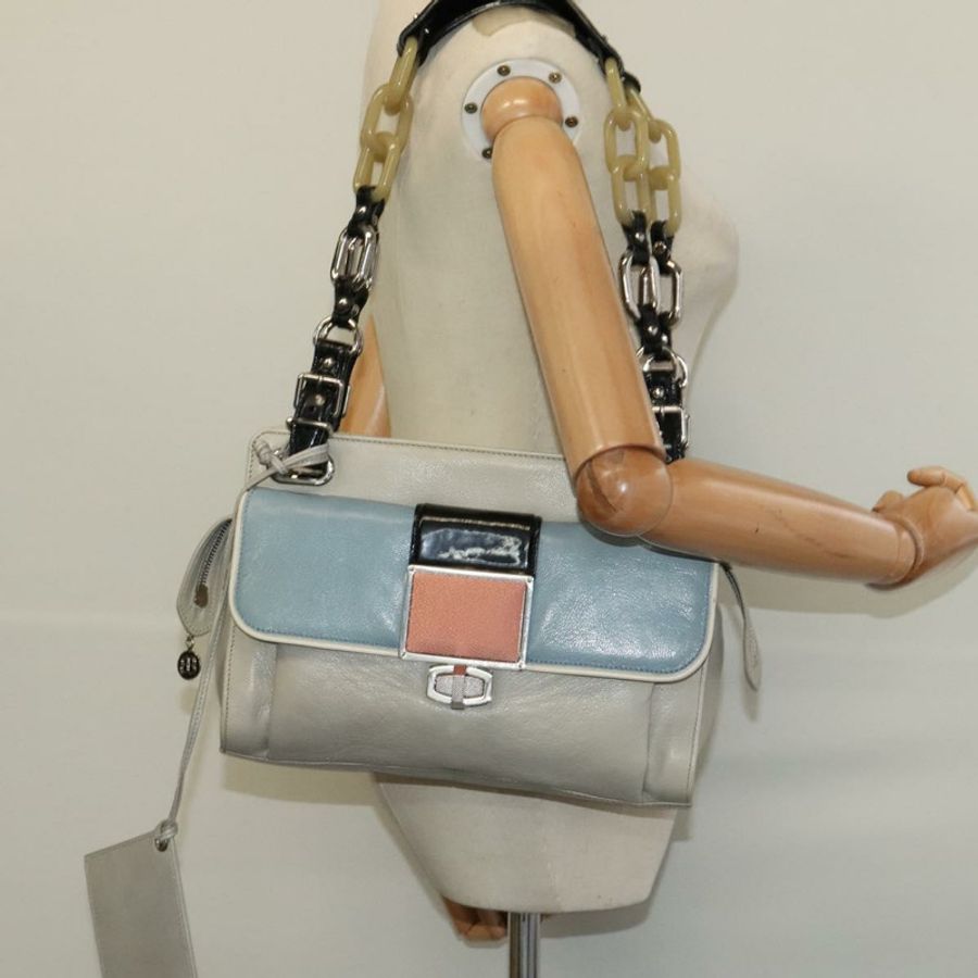 【日本直送】BALENCIAGA 灰色銀色皮革肩背包 正品 121412-24