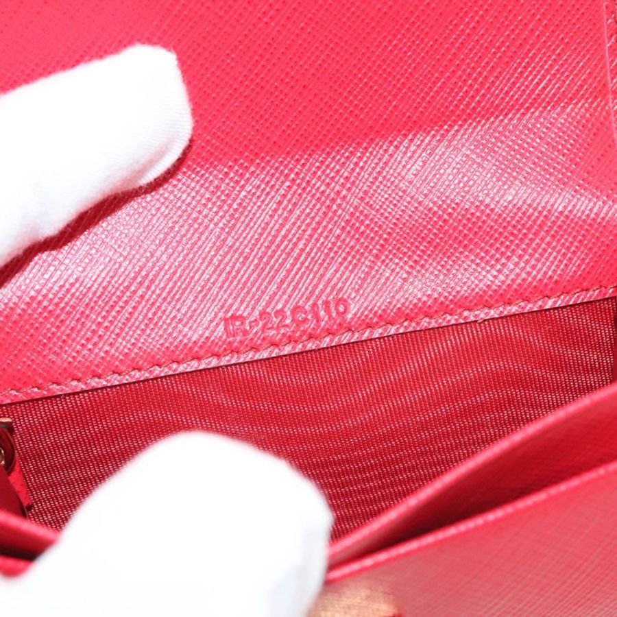 【日本直送】Salvatore Ferragamo Gancini 卡包 皮革 紅色 金色 Auth bs24757-10