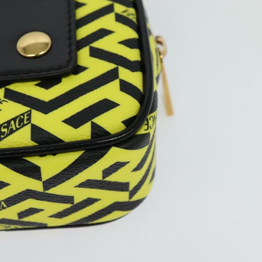 【日本直送】VERSACE PVC 黃金色手拿包 Auth bs26250-15