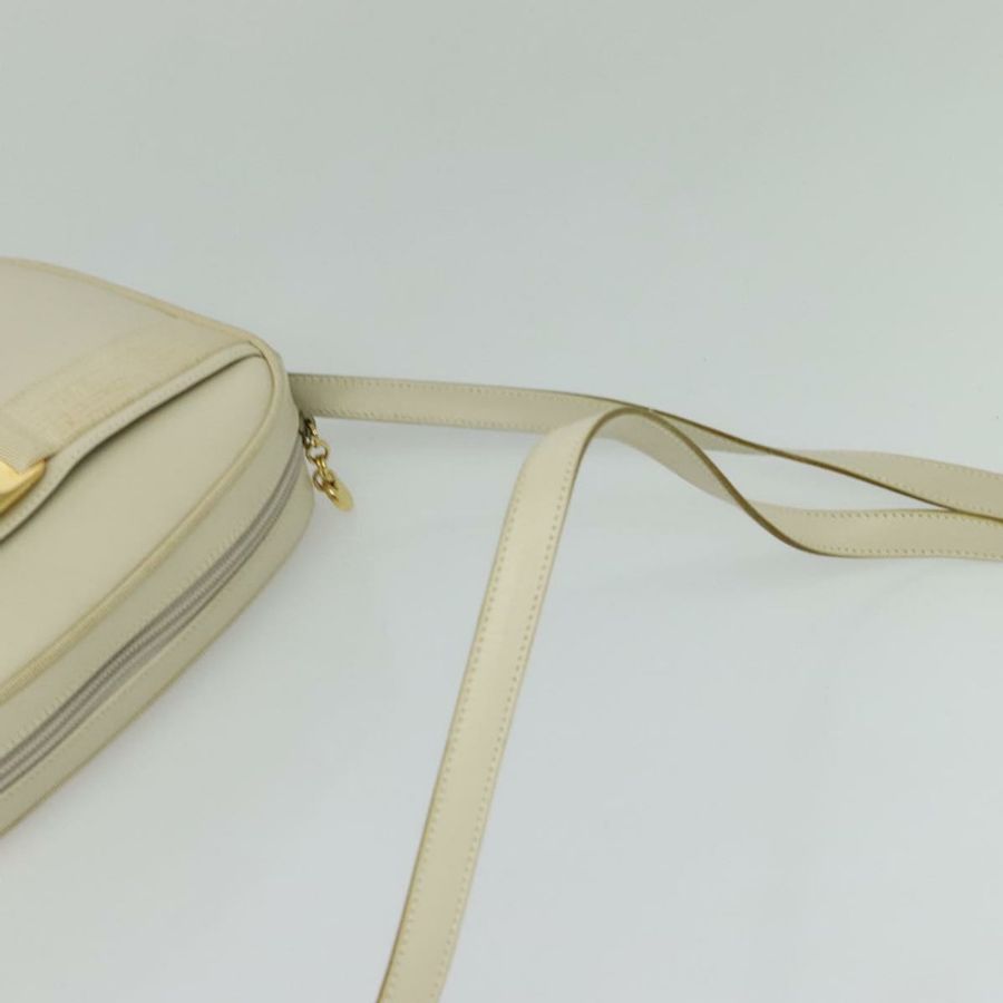 【日本直送】Salvatore Ferragamo Vala 單肩包 皮革 白色 金色 正品 ep9145-6