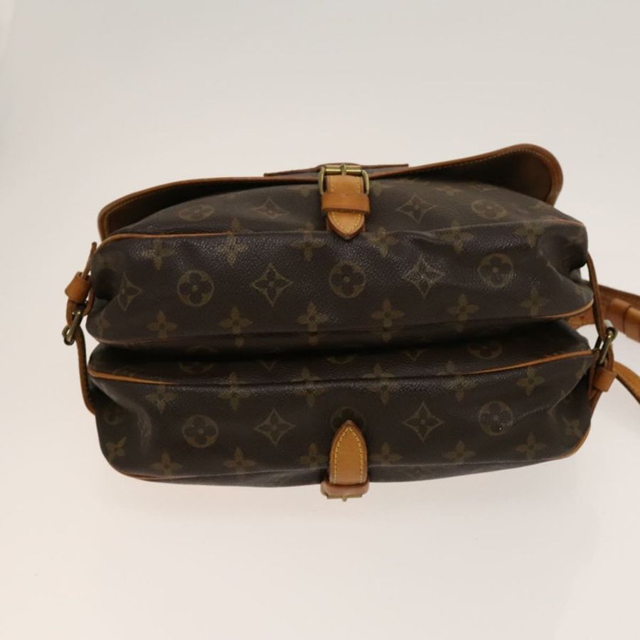 【日本直送】路易威登 Monogram Saumur 30 肩背包 M42256 LV Auth am8612-8
