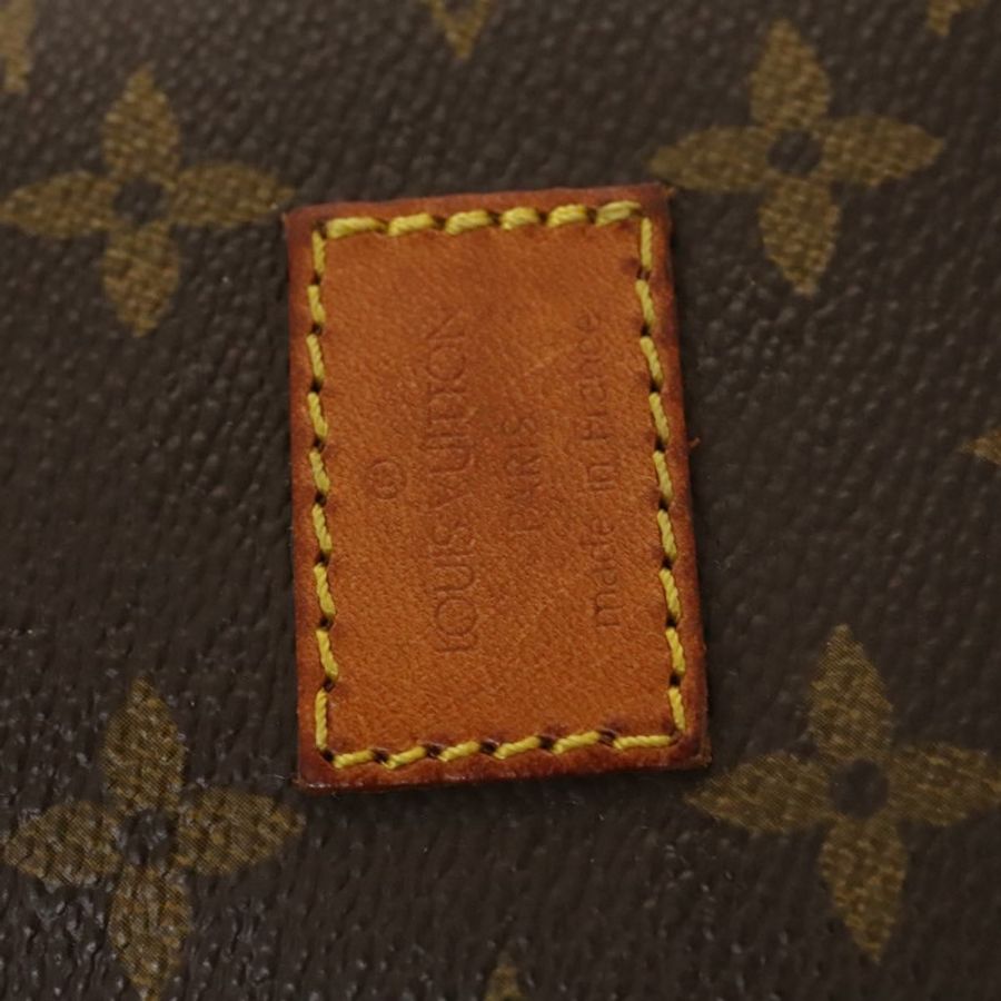 【日本直送】路易威登 Monogram Saumur 30 肩背包 M42256 LV Auth am8612-17