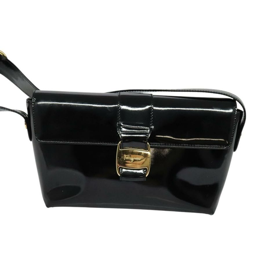 【日本直送】Salvatore Ferragamo Gancini 皮革肩背包 黑色 金色 正品 118764-12