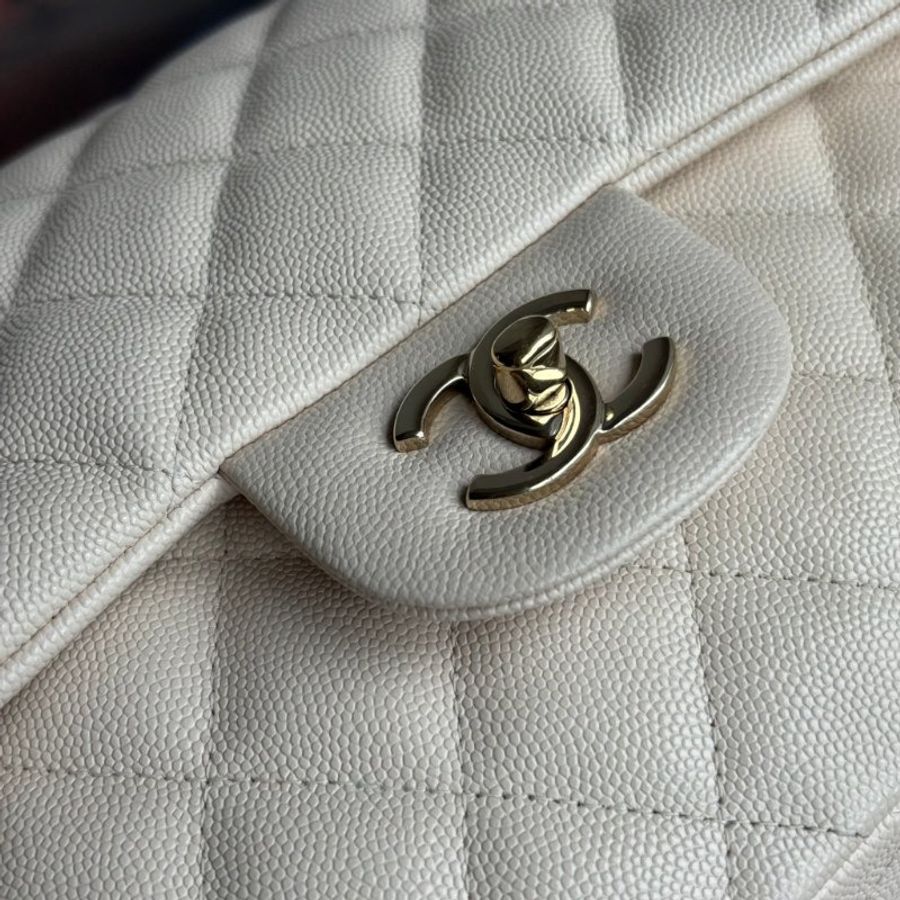 ::CHANEL:: 奶油白荔枝牛皮JUMBO 30金雙C斜背肩背口蓋鍊包-14