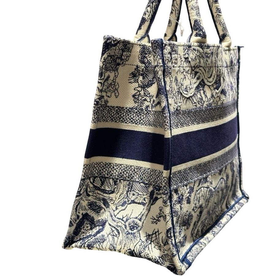 DIOR BOOK TOTE MEDIUM-17