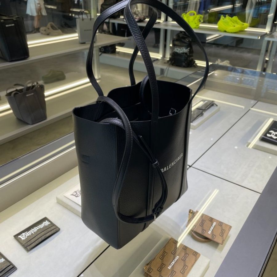🎉新品好折扣✨Balenciaga Every Day 551810 XS 小牛皮托特包 黑色/附可拆卸調節肩背帶-3