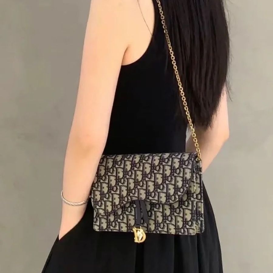 🈶購證 #9新 #全網最低 Dior saddle刺繡老花woc-2