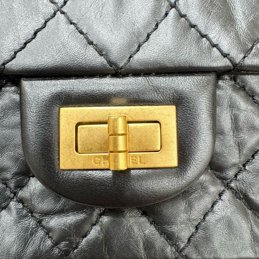 香奈兒 Chanel 2.55黑金mini 油臘牛皮 單肩背包 斜背包-18