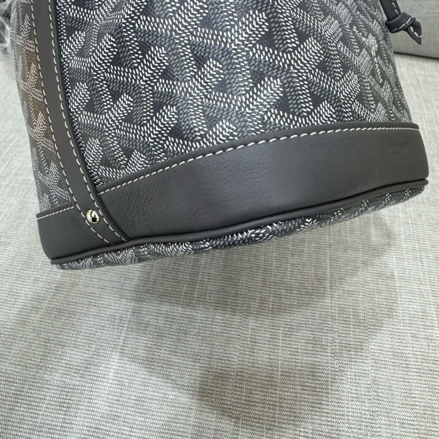 Goyard 戈雅 抽繩水桶包 灰色PM-13