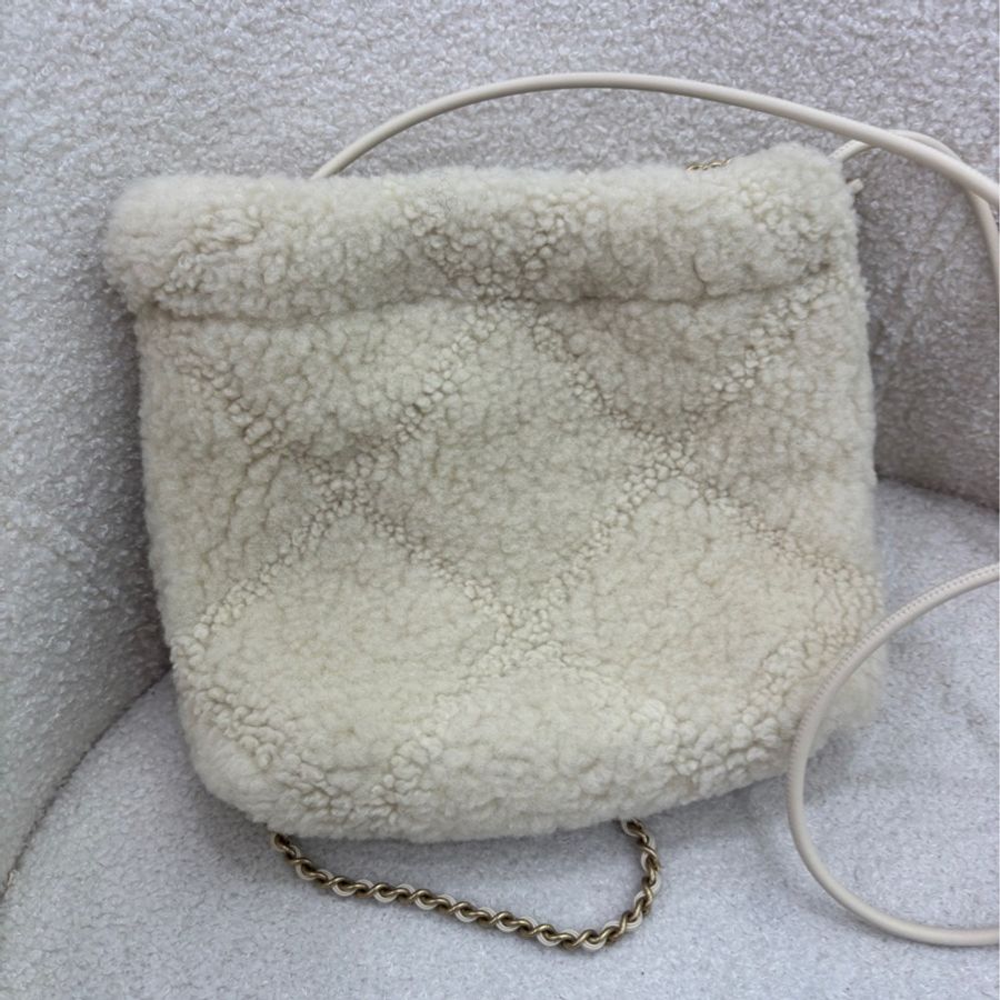 Chanel 22 mini bag毛絨款 25c 泰迪毛毛22bag 閒置99新-2