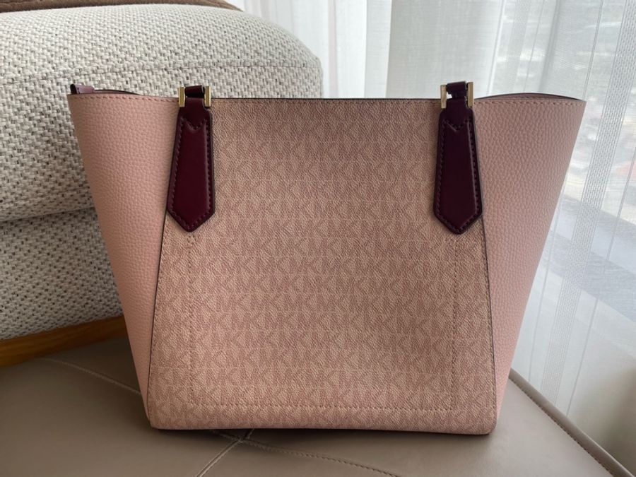 MICHAEL KORS 粉色荔枝皮老花托特包-2