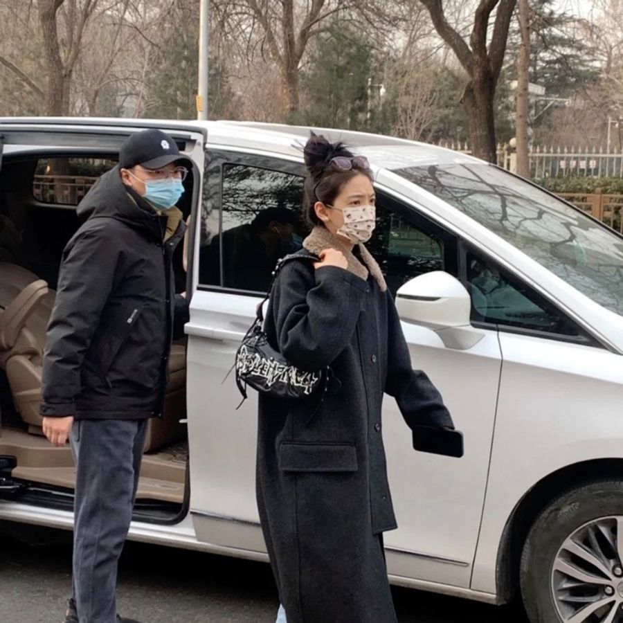 Balenciaga巴黎世家 Le Cagole 可調節肩帶DIY metal藝術印花細紋 手提單肩包 女款 黑色-6