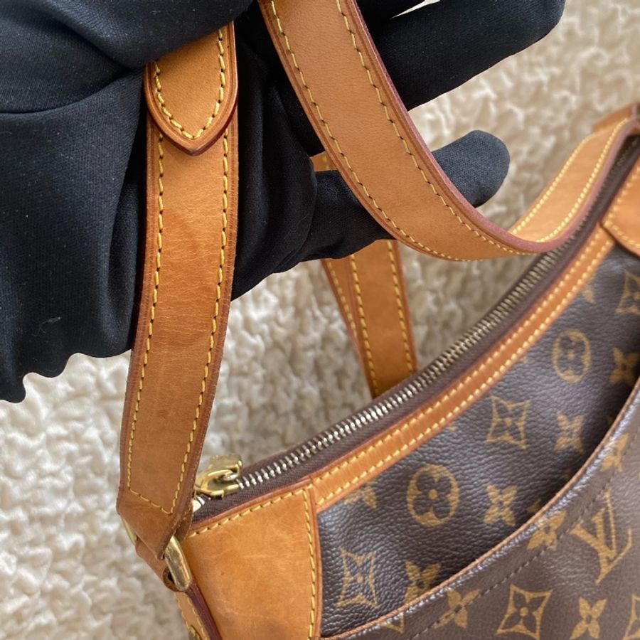 🏷️Lv 經典老花直式斜背包 不議價-13