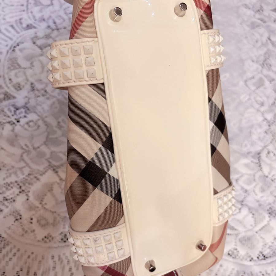 Burberry-3