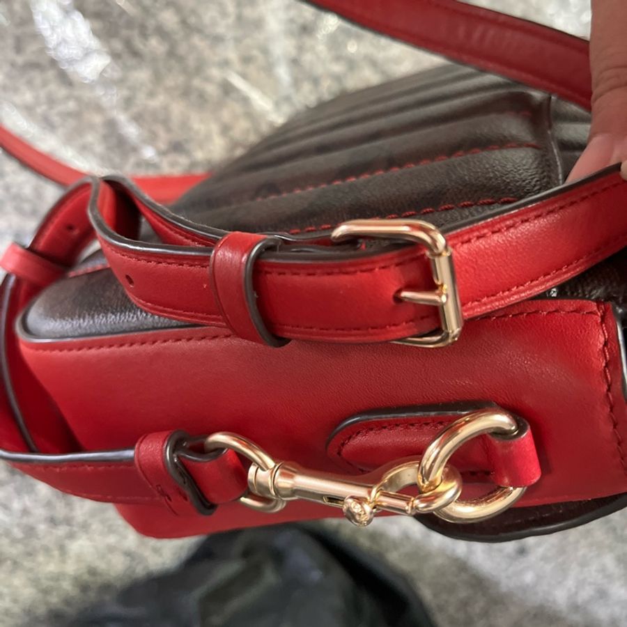 coach經典logo斜背包 肩帶可調整-19