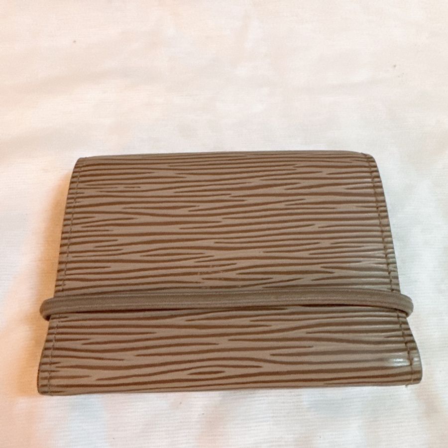 專櫃正品 LOUIS VUITTON EPI紫芋色三折短夾-15