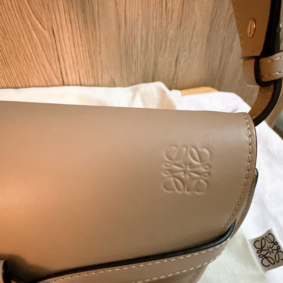 專櫃正品 LOEWE Mini Gate Dual bag Sand 小牛皮灰米色系-3