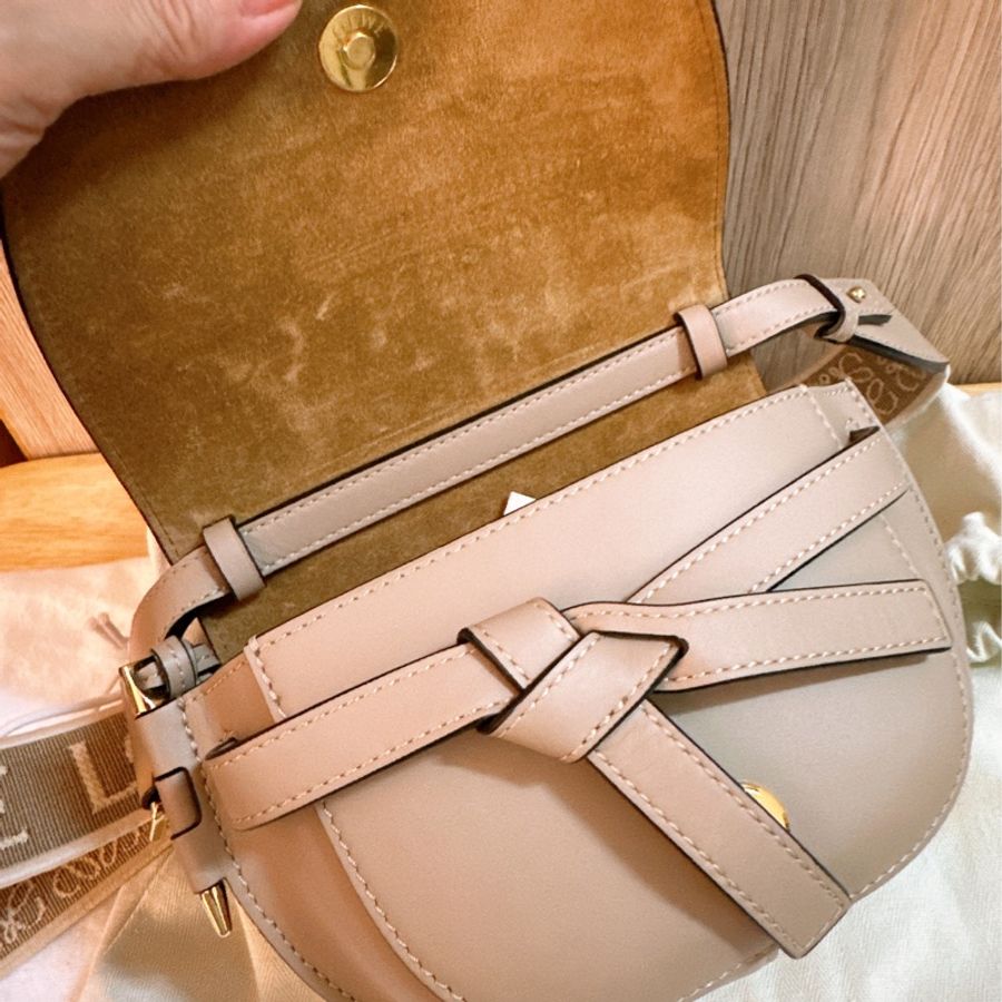 專櫃正品 LOEWE Mini Gate Dual bag Sand 小牛皮灰米色系-5