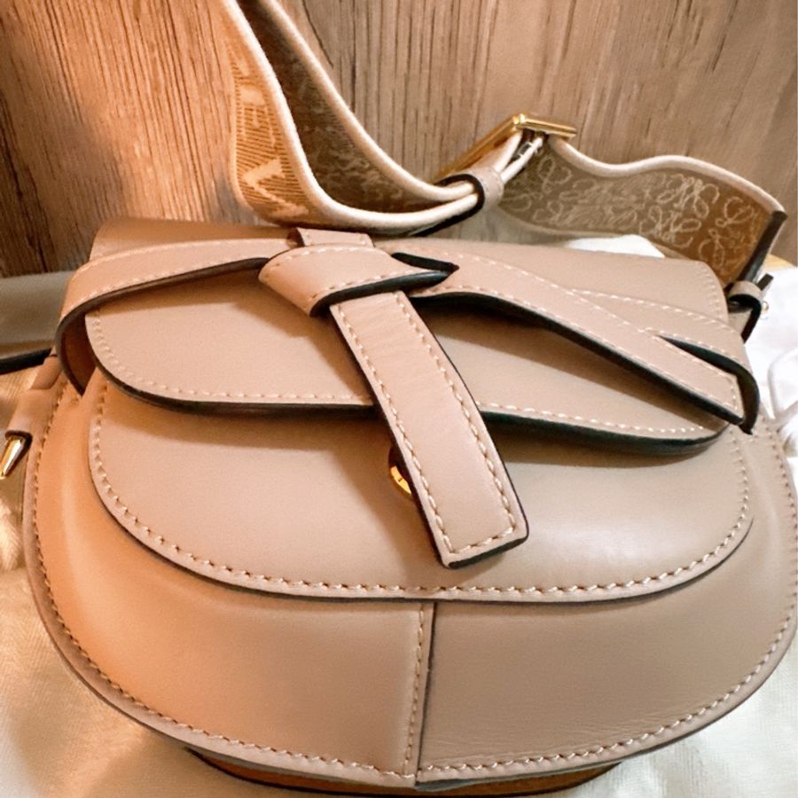 專櫃正品 LOEWE Mini Gate Dual bag Sand 小牛皮灰米色系-9