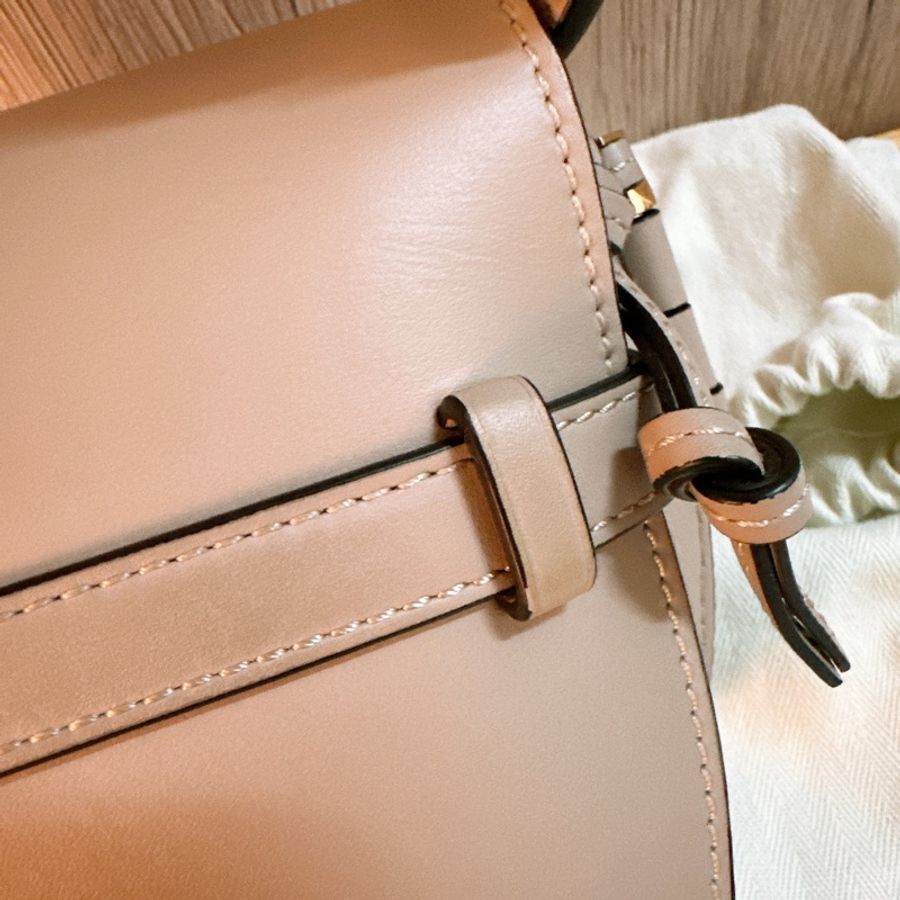 專櫃正品 LOEWE Mini Gate Dual bag Sand 小牛皮灰米色系-14