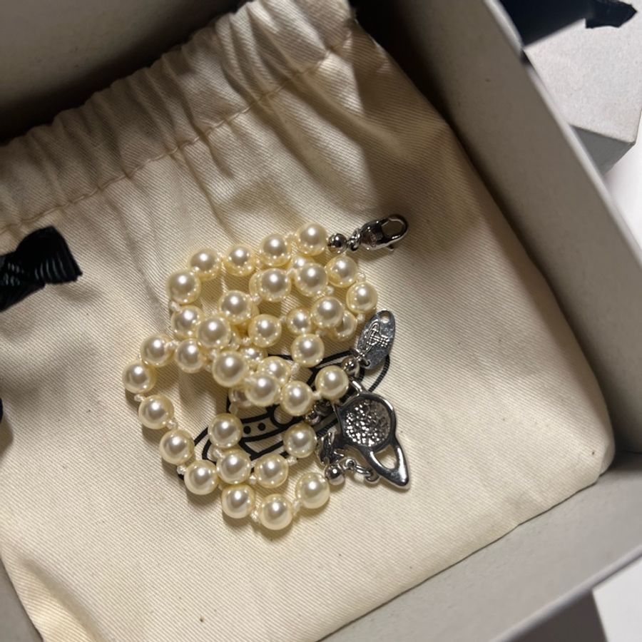 已預訂 vivienne westwood Mini Bas Relief 土星珍珠項鍊-12