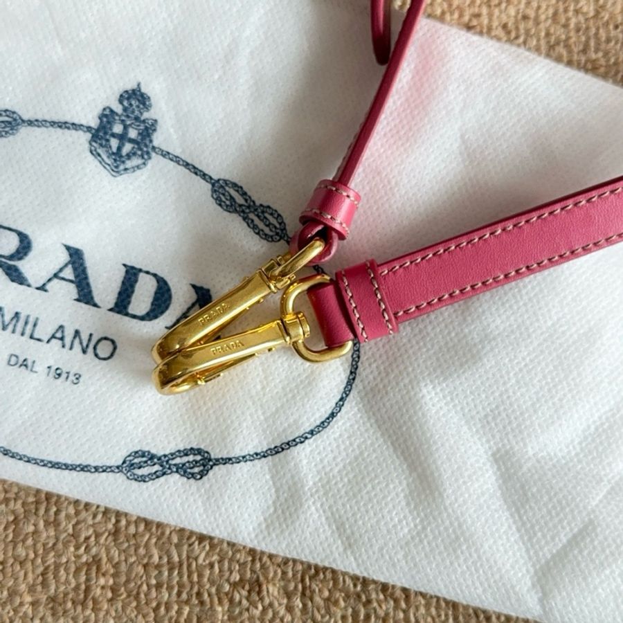 【近新閒置品】PRADA普拉達 字母刺繡大logo焦糖色拼粉色手提斜背水餃包-16