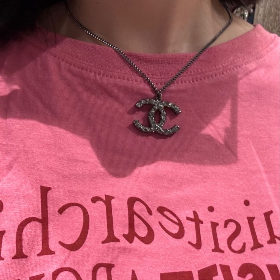 香奈兒Chanel 黑銀配色水鑽so black大logo雙C熔岩項鍊-8