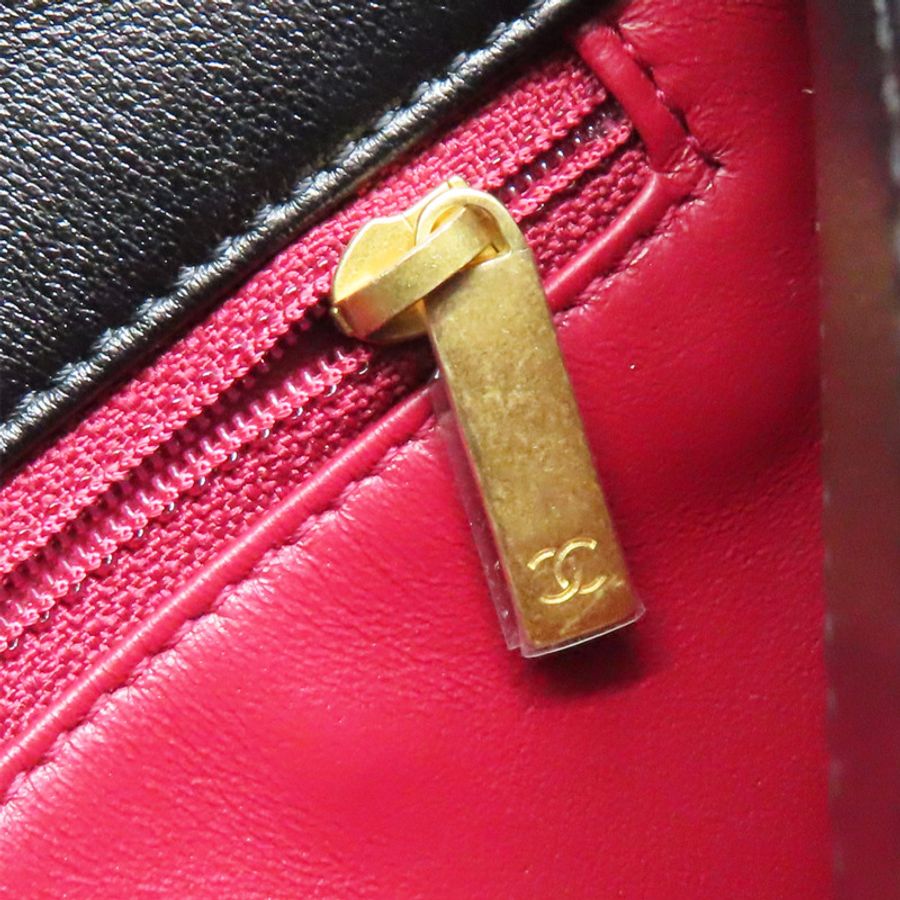 黑色 菱格紋牛皮 金色皮帶釦 肩背包【CHANEL 香奈兒】 AS3994-17