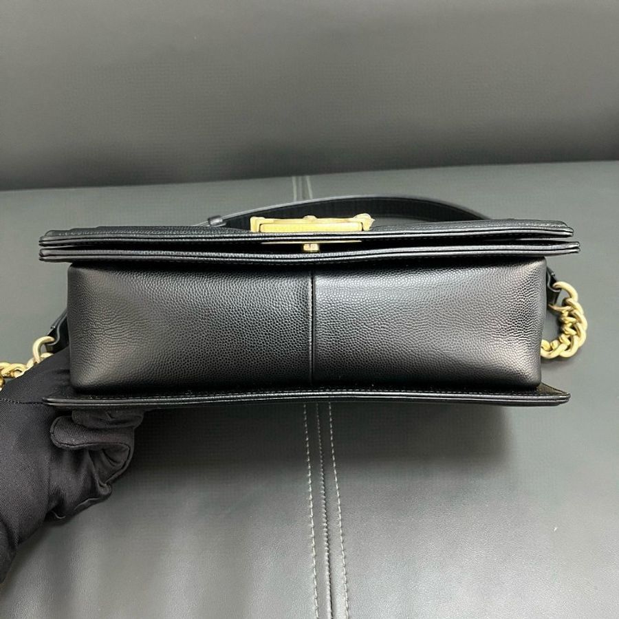 Chanel medium Boy-7