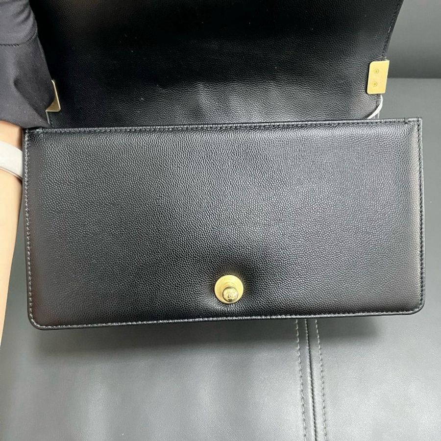 Chanel medium Boy-13