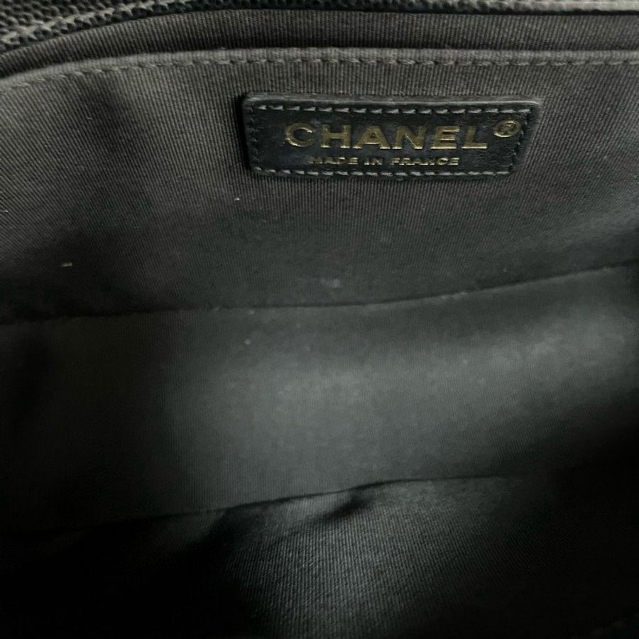 Chanel medium Boy-16