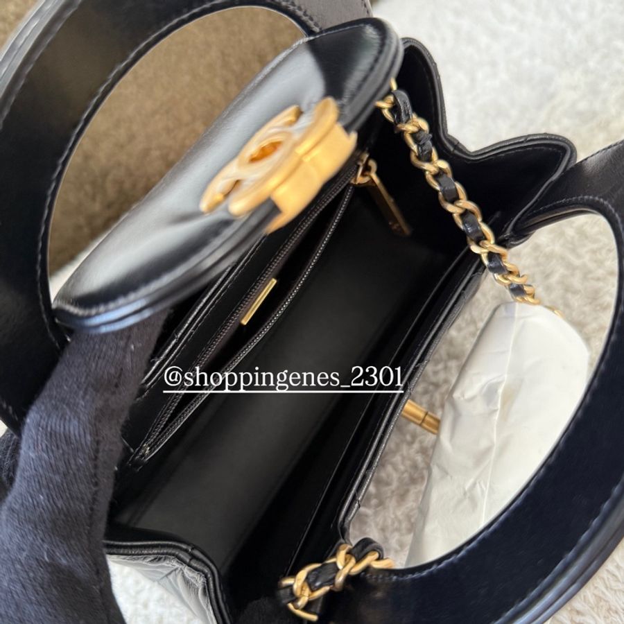香奈兒 Chanel 全新品 凱莉手提包 可放手機的尺寸-2