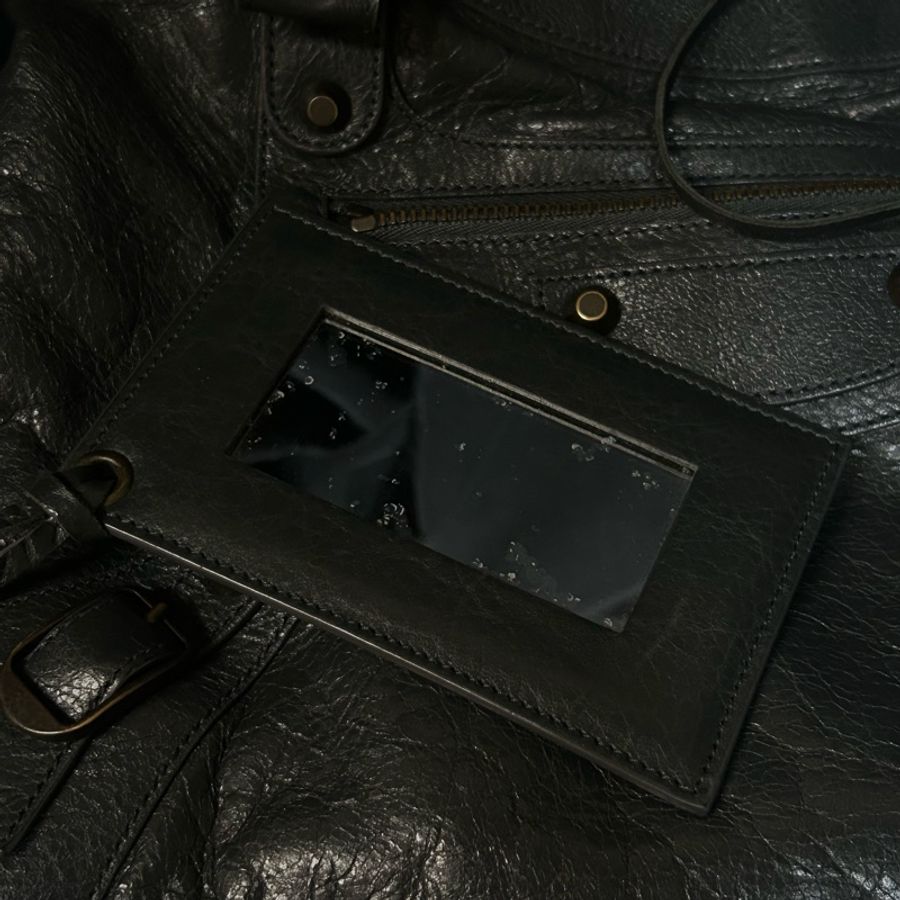 【已售出】Balenciaga Town 小釦灰黑色機車包 巴黎世家-13