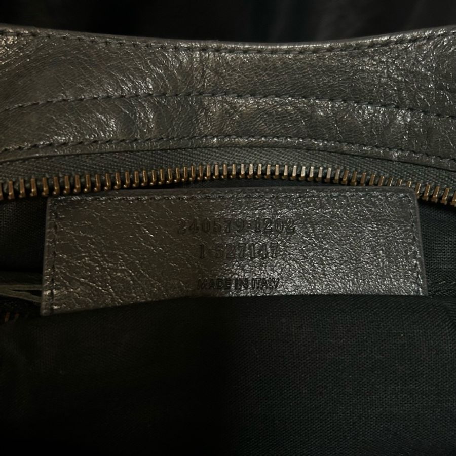 【已售出】Balenciaga Town 小釦灰黑色機車包 巴黎世家-16