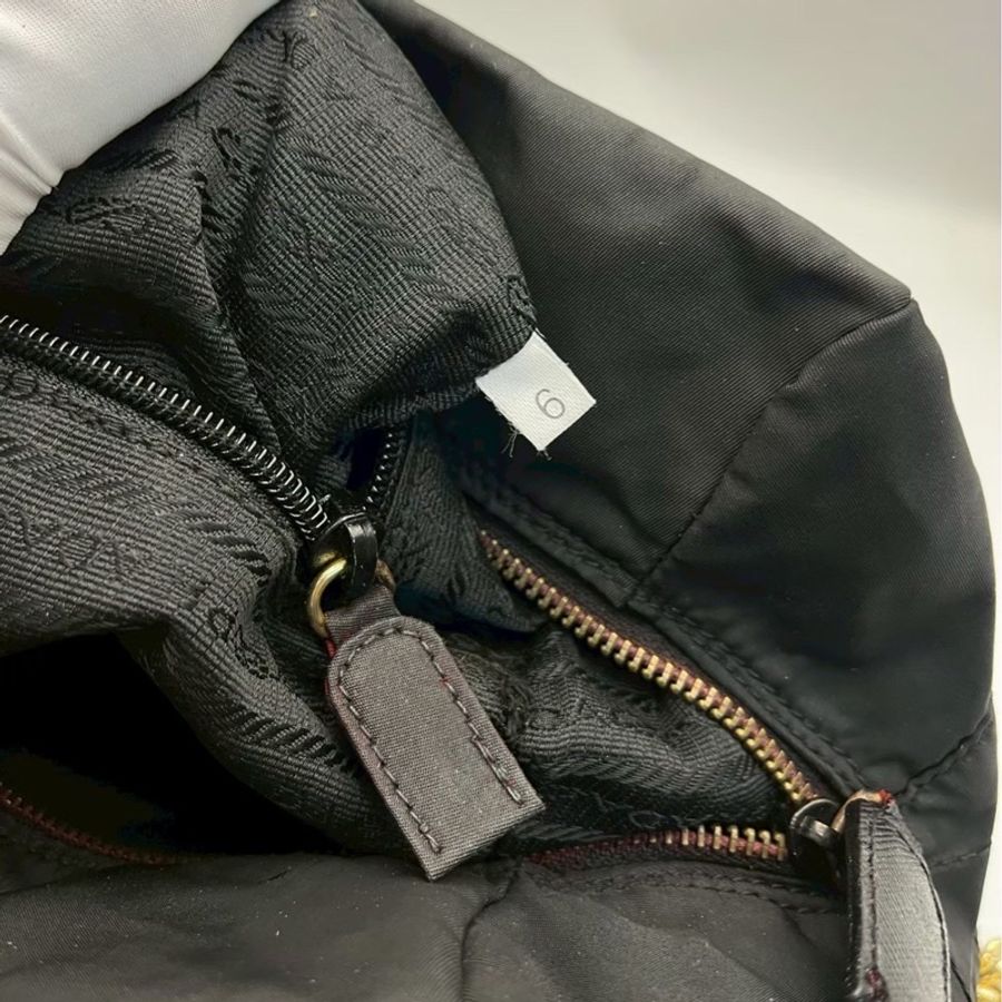 🏷️ Prada 降落傘包-14