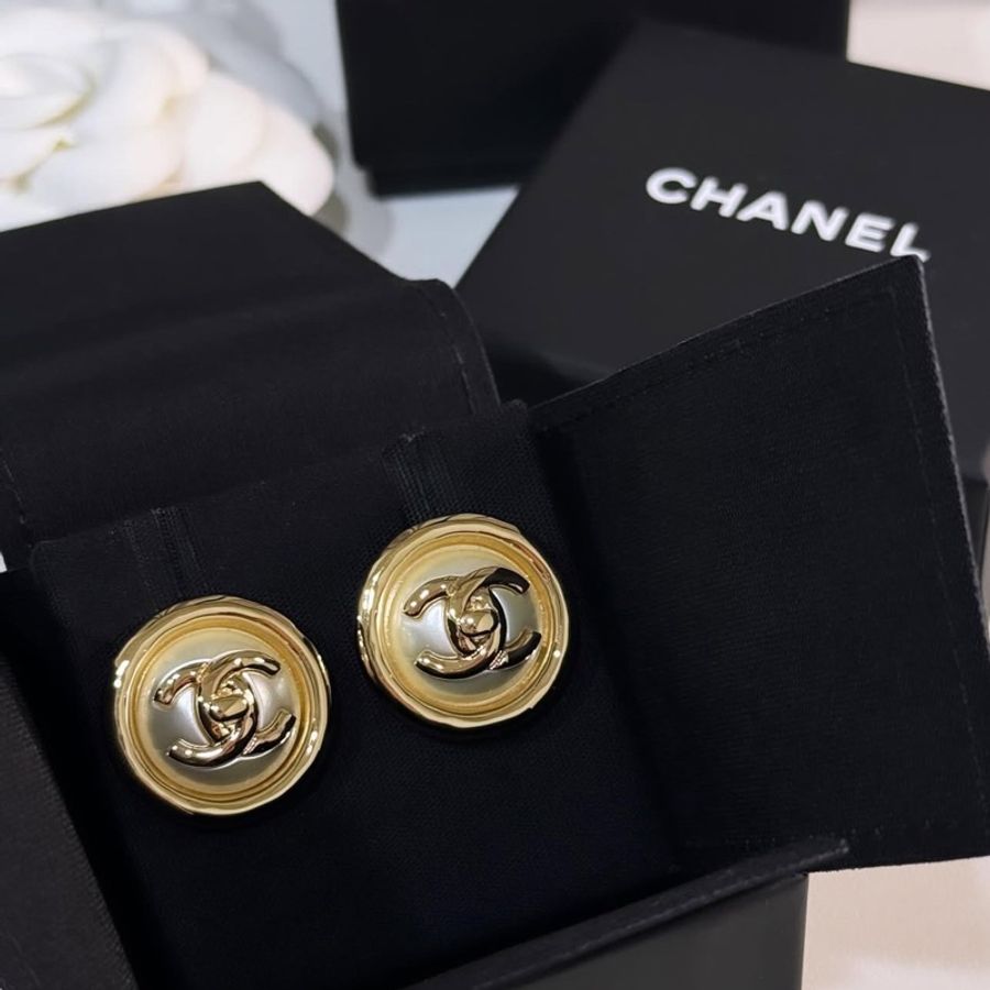 Chanel 經典珍珠耳環-0