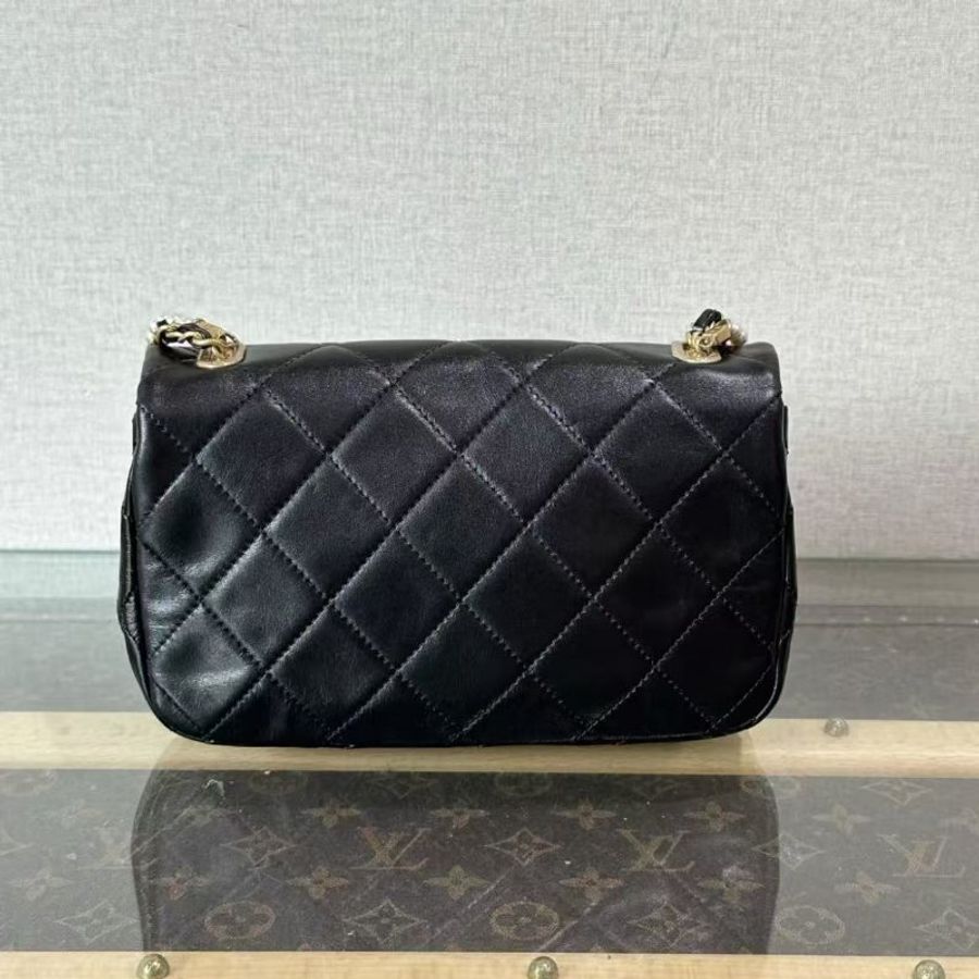 ✨CHANEL 珍珠大mini金扣鍊條斜背包 19*11*5 98新配件塵袋保卡-4