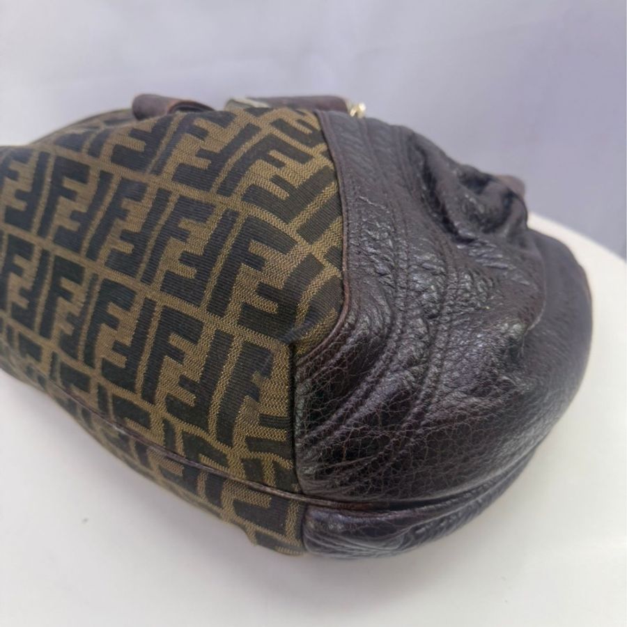 FENDI Handbag-16