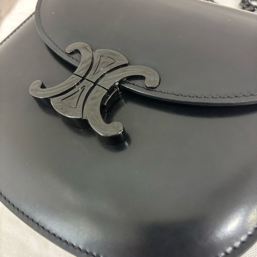 亮面小牛皮 Teen Chain  Besace Triomphe 手袋 黝黑款-0