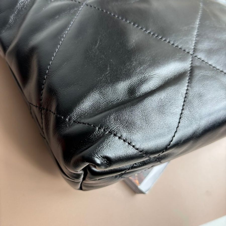 ::CHANEL:: AS3980黑色銀字樣MINI 22BAG-8