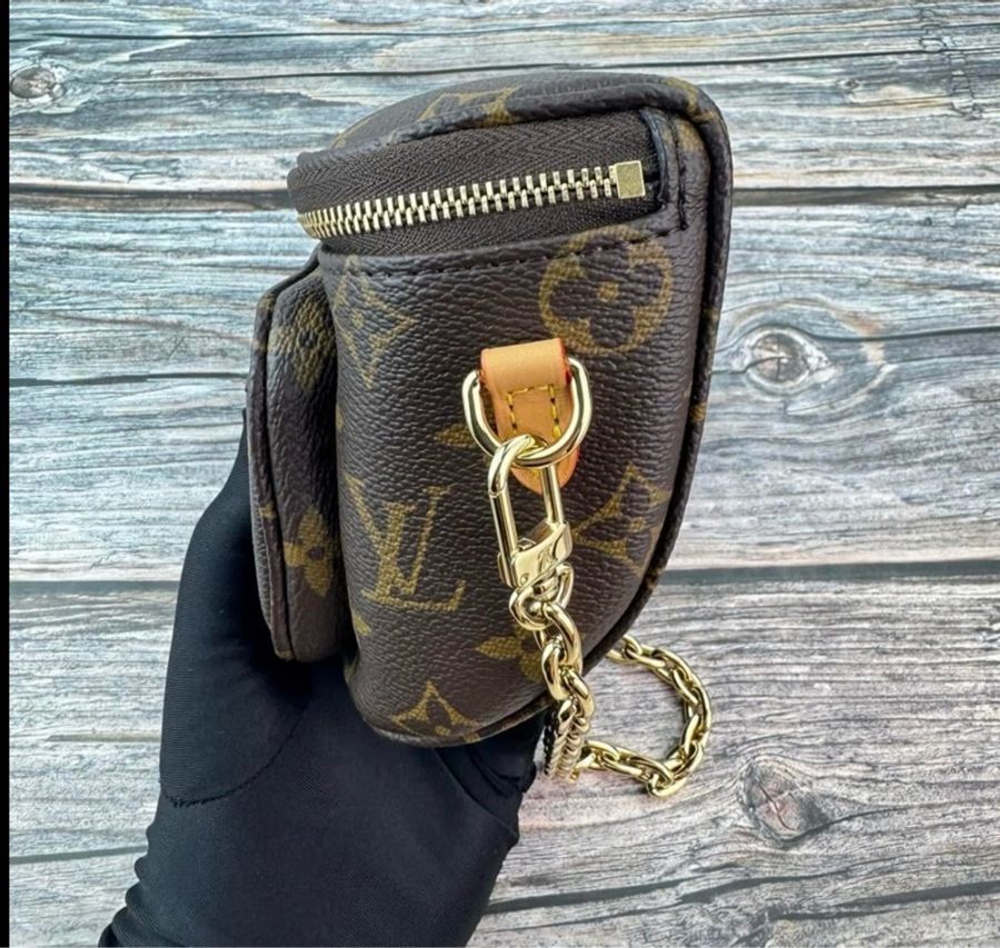 LV Louis Vuitton 路易威登M82335經典Mini Bumbag Monogram帆布 腰包/斜背包-9