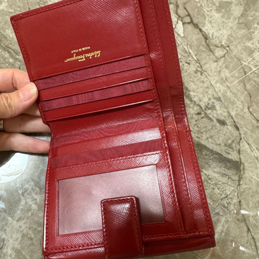 Salvatore Ferragamo 中夾-1
