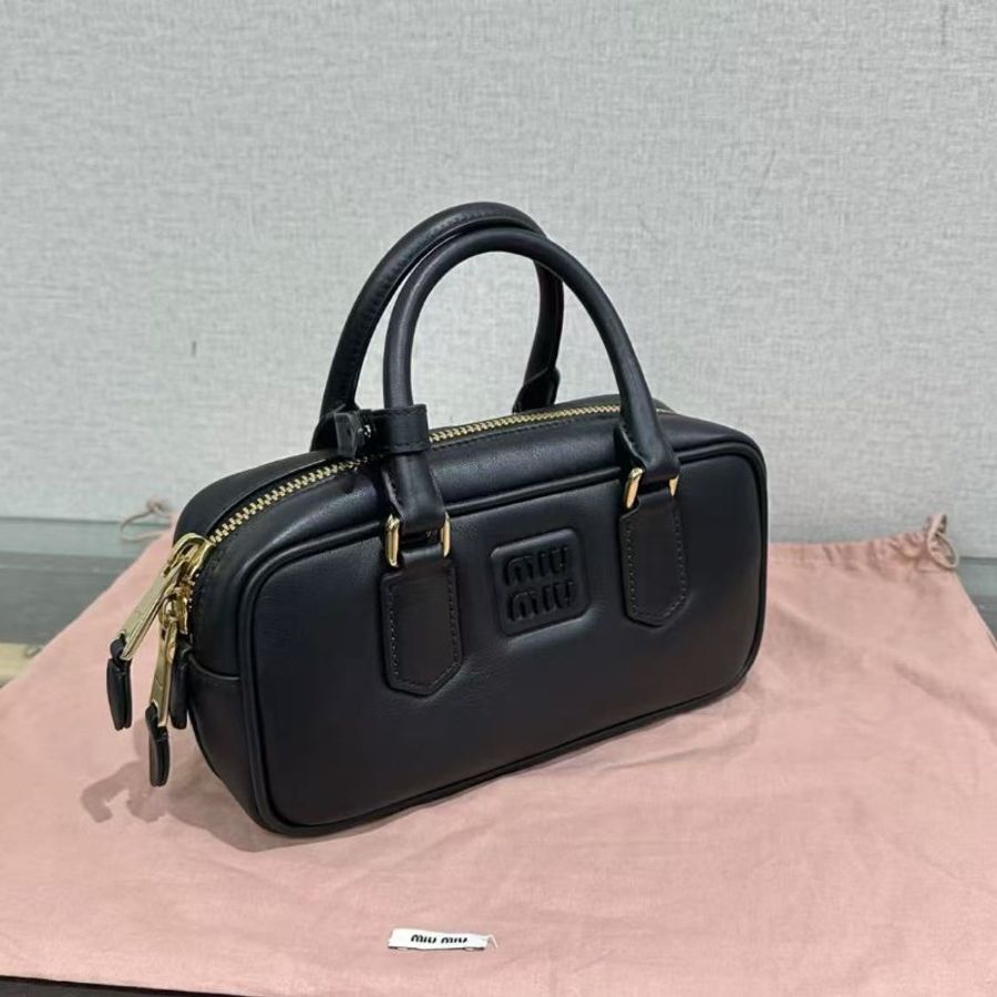 ✨Miu Miu 黑金Arcadie保齡球小號手提斜背包 22.5*11*8 98新 配件塵袋-2