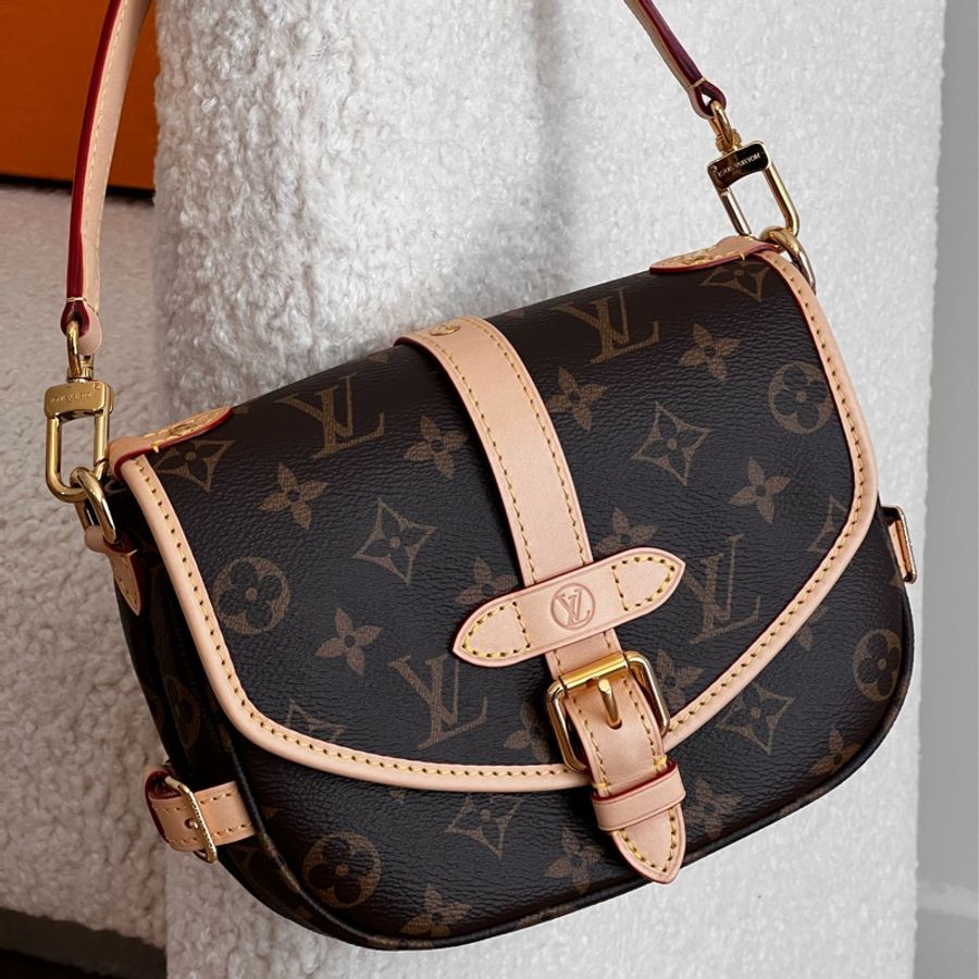 LOUIS VUITTON 雙子星 Saumar BB肩背包 晶片款(全新閒置)-1