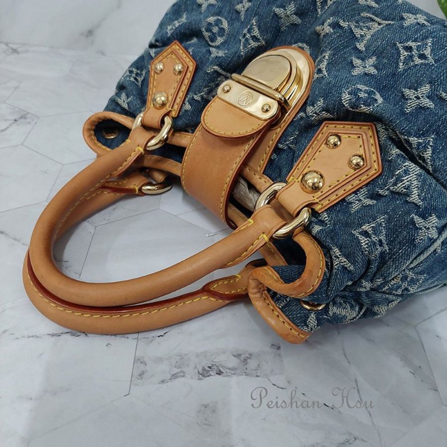 LV M95020  牛仔包🎀現貨實拍🎀 單寧牛仔布手提元寶包~二手-6