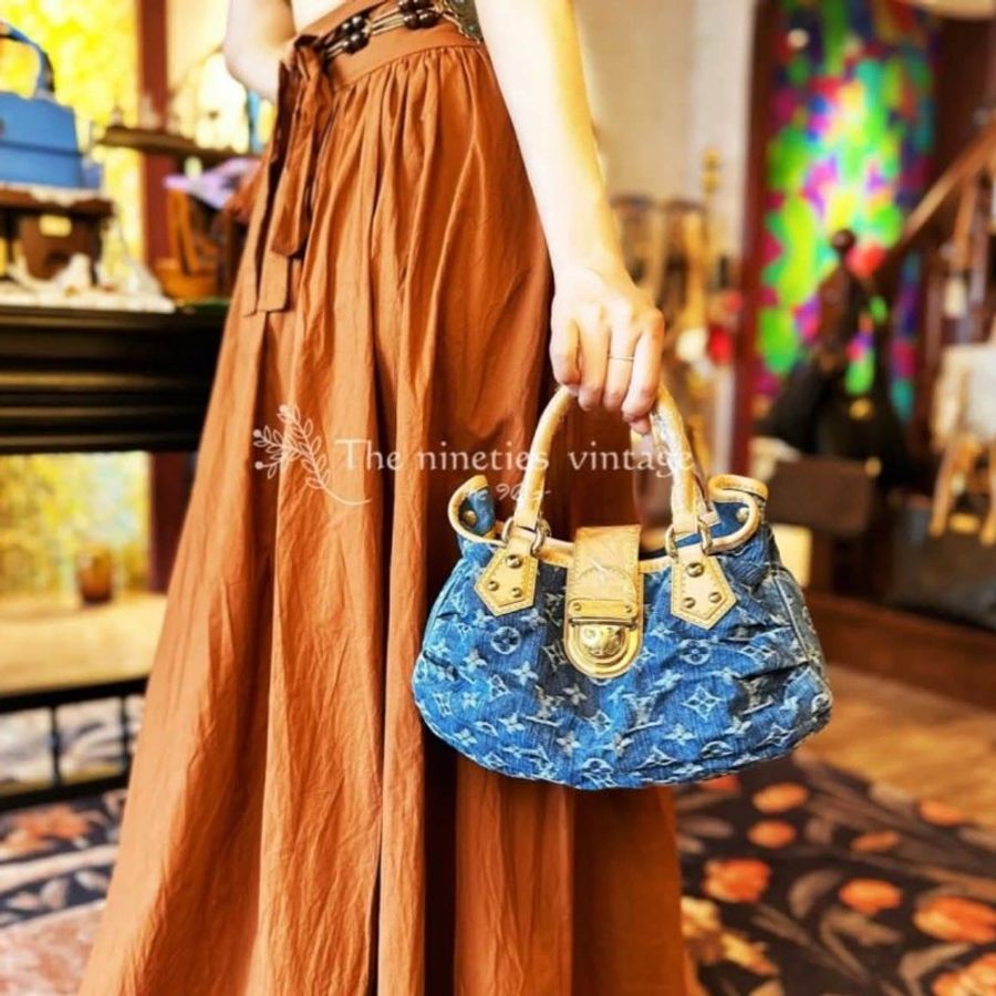 LV M95020  牛仔包🎀現貨實拍🎀 單寧牛仔布手提元寶包~二手-11