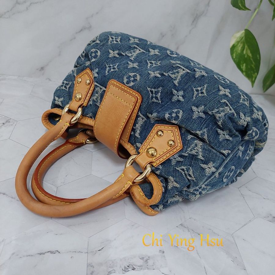 LV M95020  牛仔包🎀現貨實拍🎀 單寧牛仔布手提元寶包~二手-22