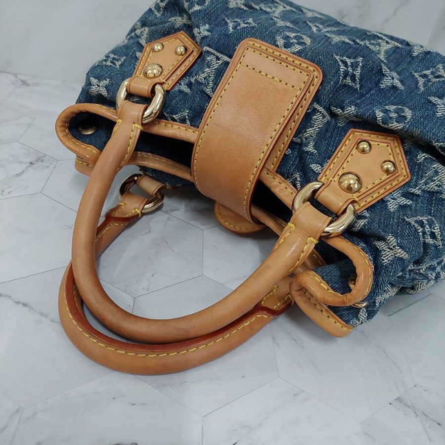 LV M95020  牛仔包🎀現貨實拍🎀 單寧牛仔布手提元寶包~二手-25