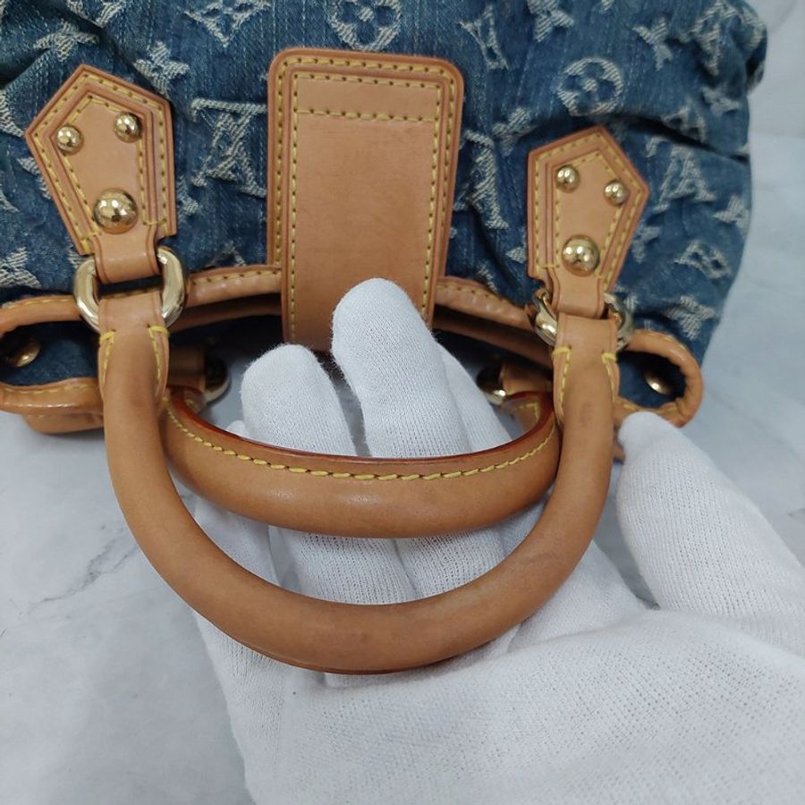 LV M95020  牛仔包🎀現貨實拍🎀 單寧牛仔布手提元寶包~二手-78